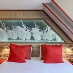 歌剧院​​林荫大道丽晶娜酒店