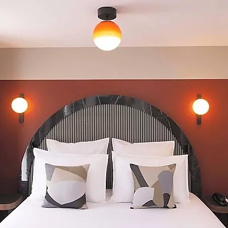 Regina Opéra Grands Boulevards Hotel 4*