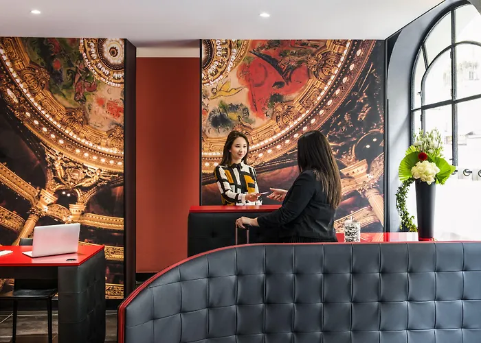 Regina Opéra Grands Boulevards Hotel 4*