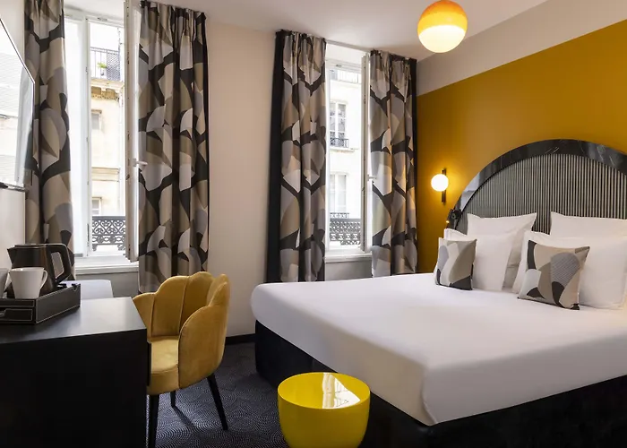 Hotel Regina Opéra Grands Boulevards 4*