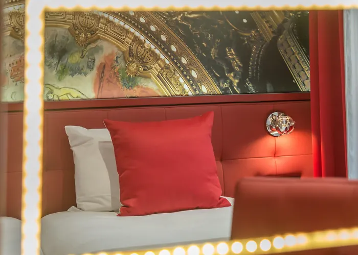 Hotell Regina Opera Grands Boulevards 4*