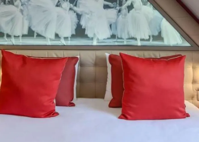 Hotell Regina Opera Grands Boulevards 4*