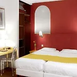 Regina Opéra Grands Boulevards Hotel 4*